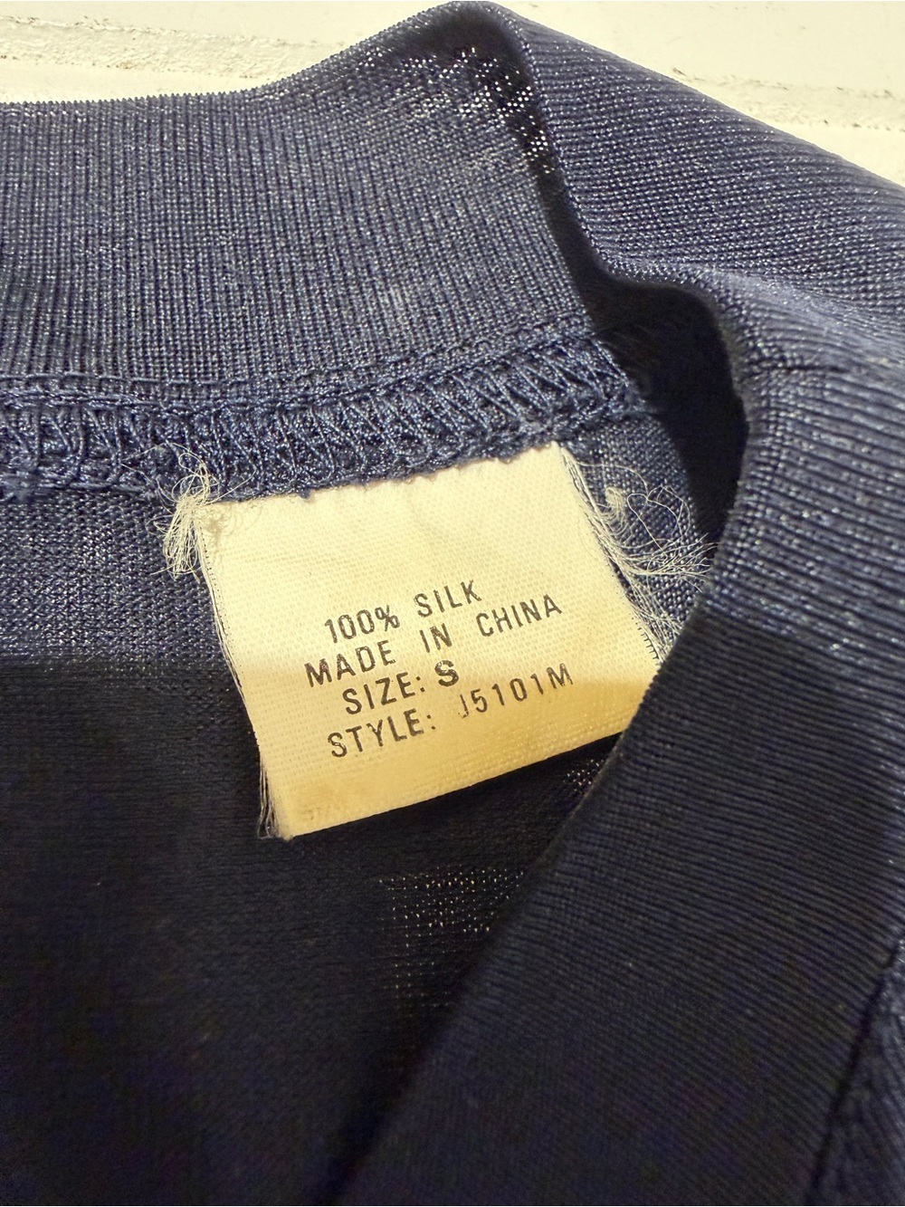 Vintage Justin Boots 100% Silk Short Sleeve T-Shirt Blue Size Small (Flawed) - Picture 3 of 7